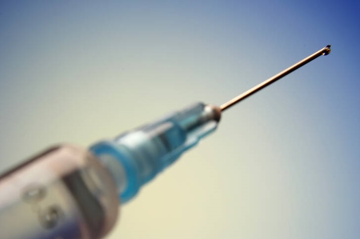 В Минздраве прокомментировали результаты опроса врачей по вакцине