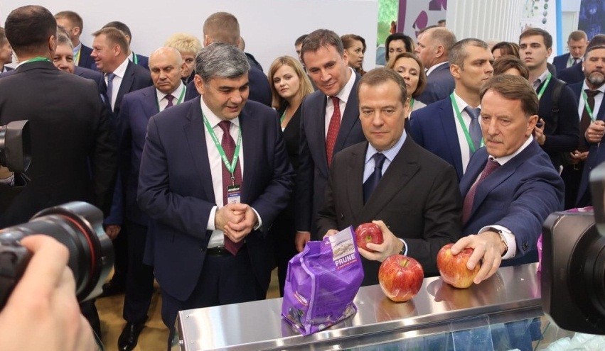 Дмитрий Медведев ознакомился с достижениями агропромышленного комплекса Кабардино-Балкарии