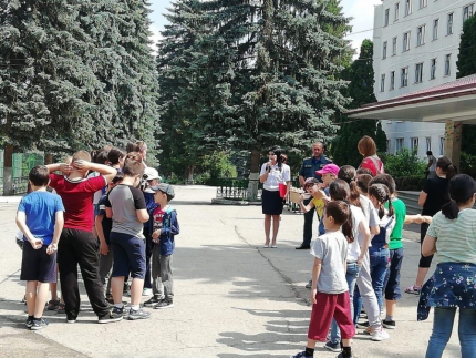  В «Долинске» детей обучили правилам безопасности