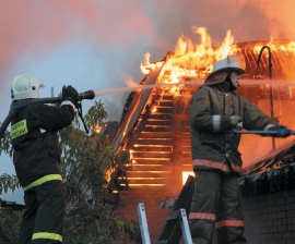 В Нальчике горел частный дом