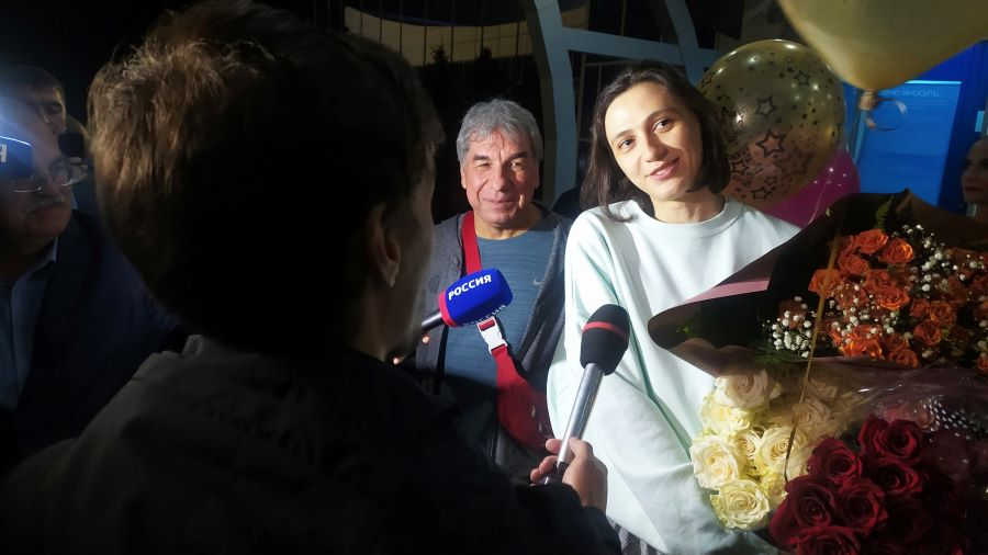 Марию Ласицкене встретила в аэропорту Минвод делегация из Кабардино-Балкарии