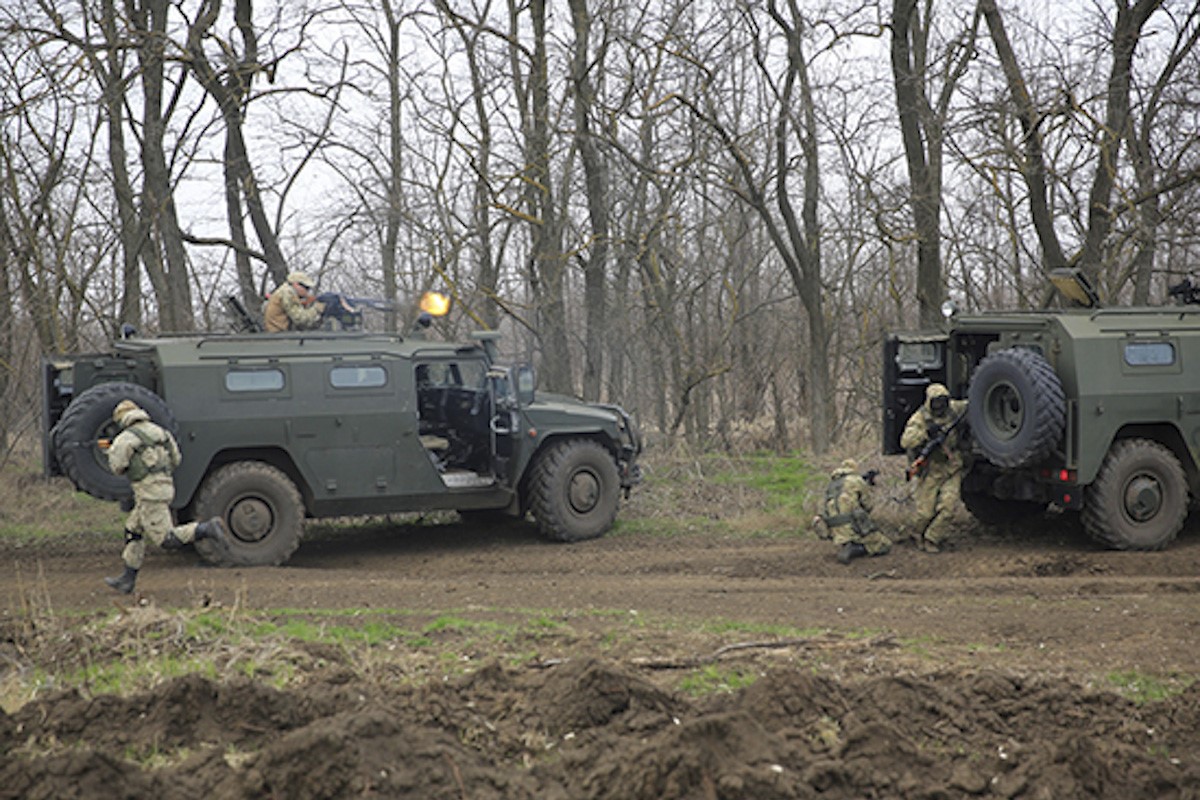 Военнослужащие спецназа ЮВО отработали противодиверсионные действия в Кабардино-Балкарии