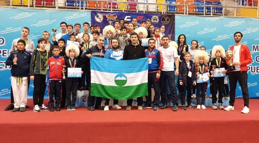 Тхэквондисты КБР набрали медалей в Каспийске