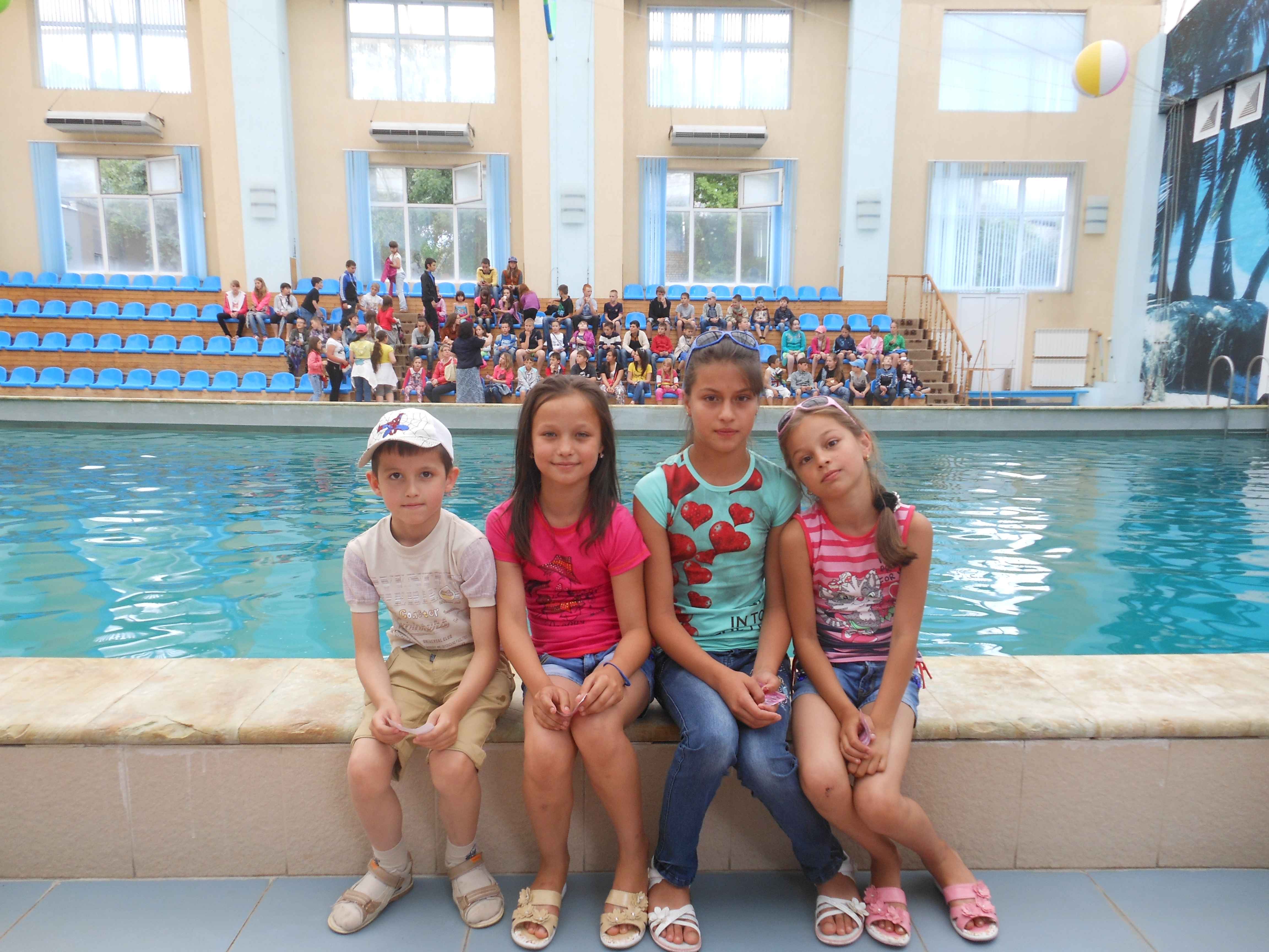 15 урванских детей побывали в Кисловодском дельфинарии