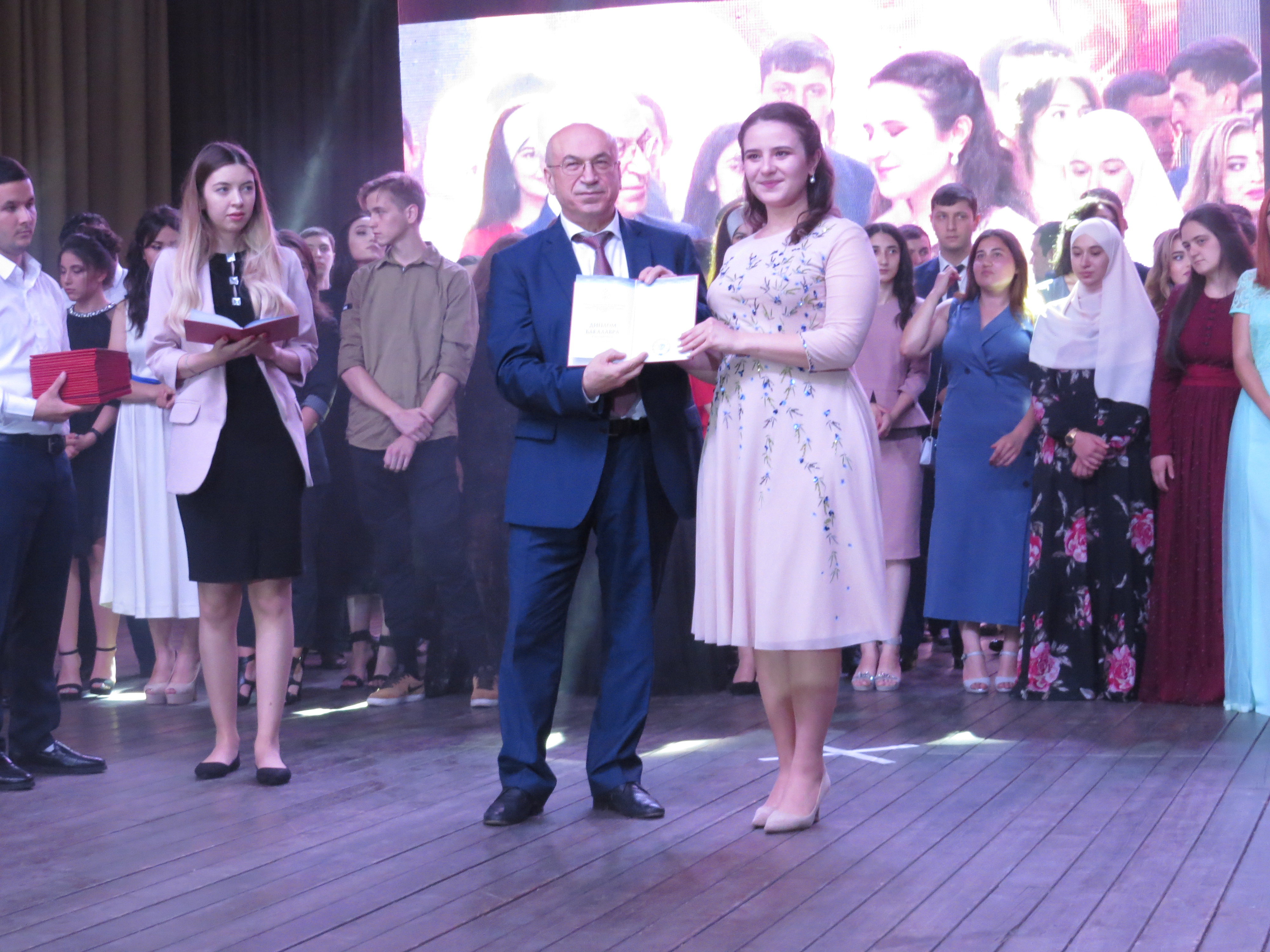 В Нальчике поздравили лучших выпускников КБГУ