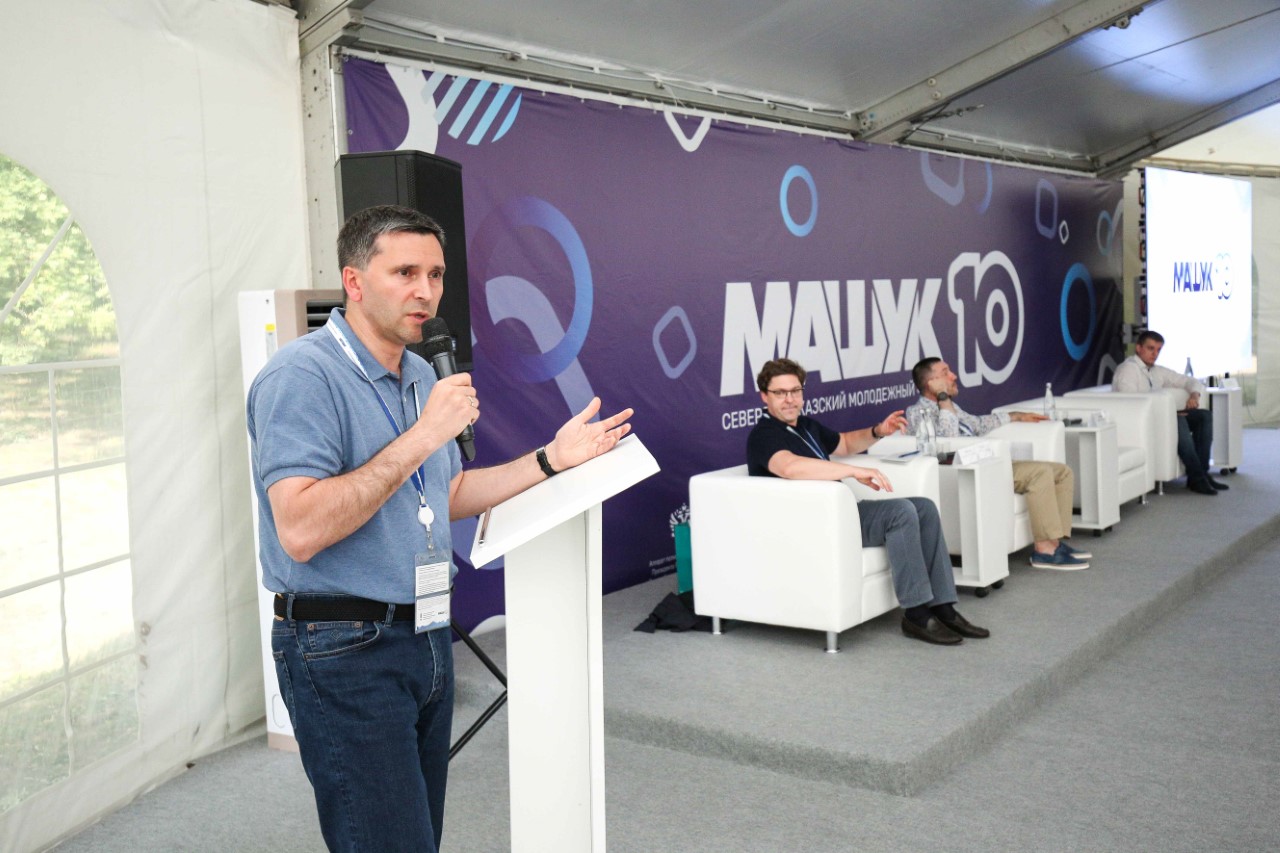 Дмитрий Кобылкин: "Значительные силы вкладываем в защиту уникальных водных ресурсов страны"