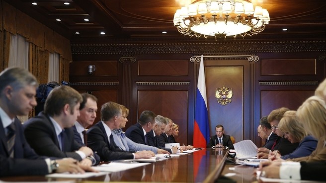 Председатель правительства РФ провел совещание по вопросам организации детского отдыха