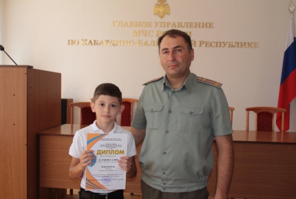 Школьник из Баксанского района стал победителем регионального этапа «Звезды Спасения»