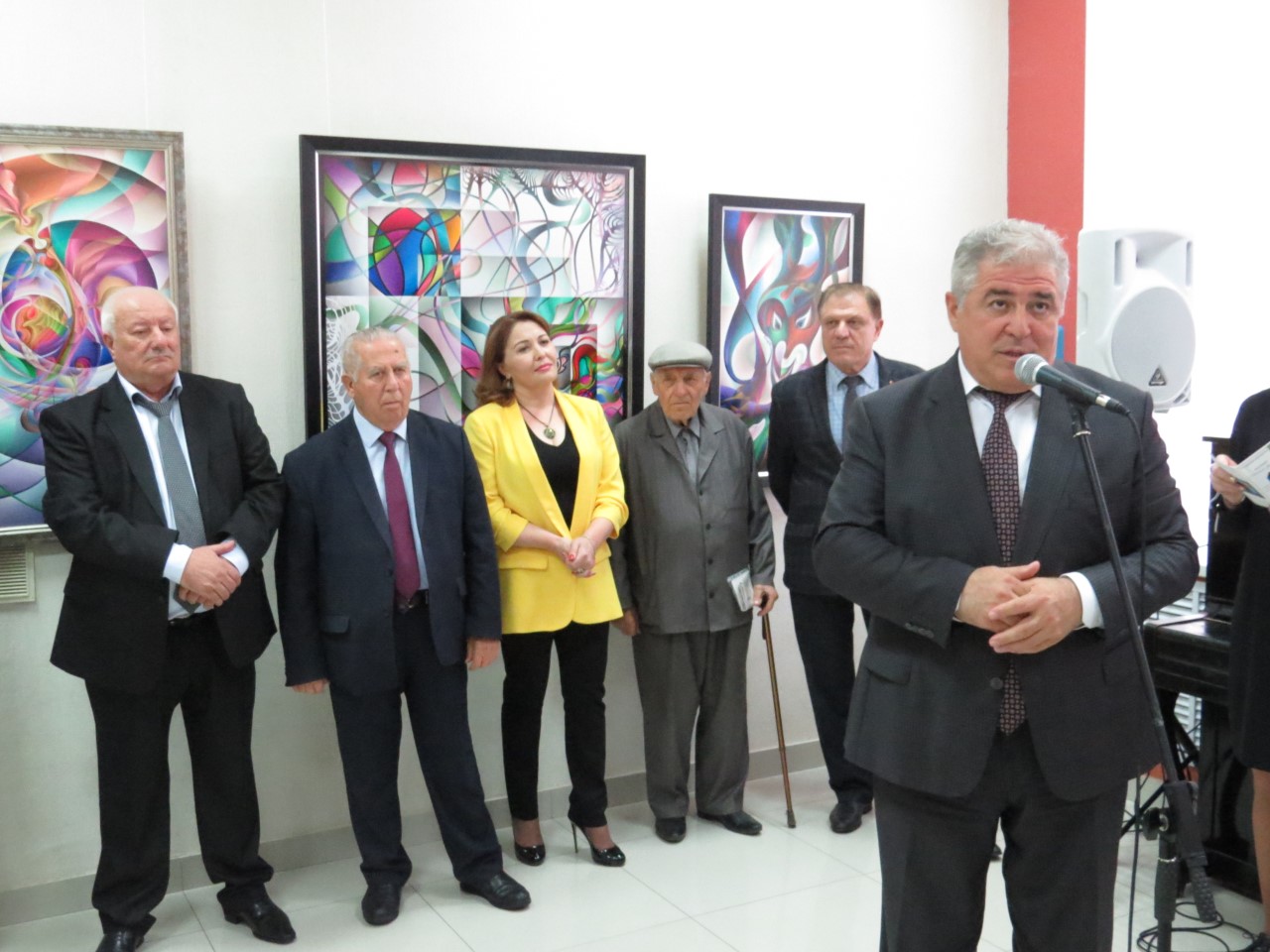 В Нальчике открылась выставка художника-абстракциониста Руслана Канокова