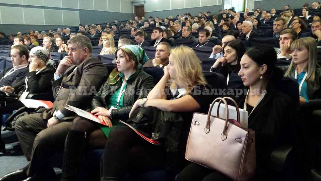 В Нальчике активисты ОНФ СКФО обсудили контроль госзаказа