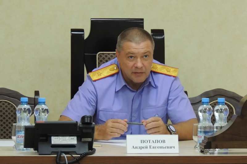 Руководитель следственного управления СК РФ по КБР провел выездной прием граждан в администрации Зольского района