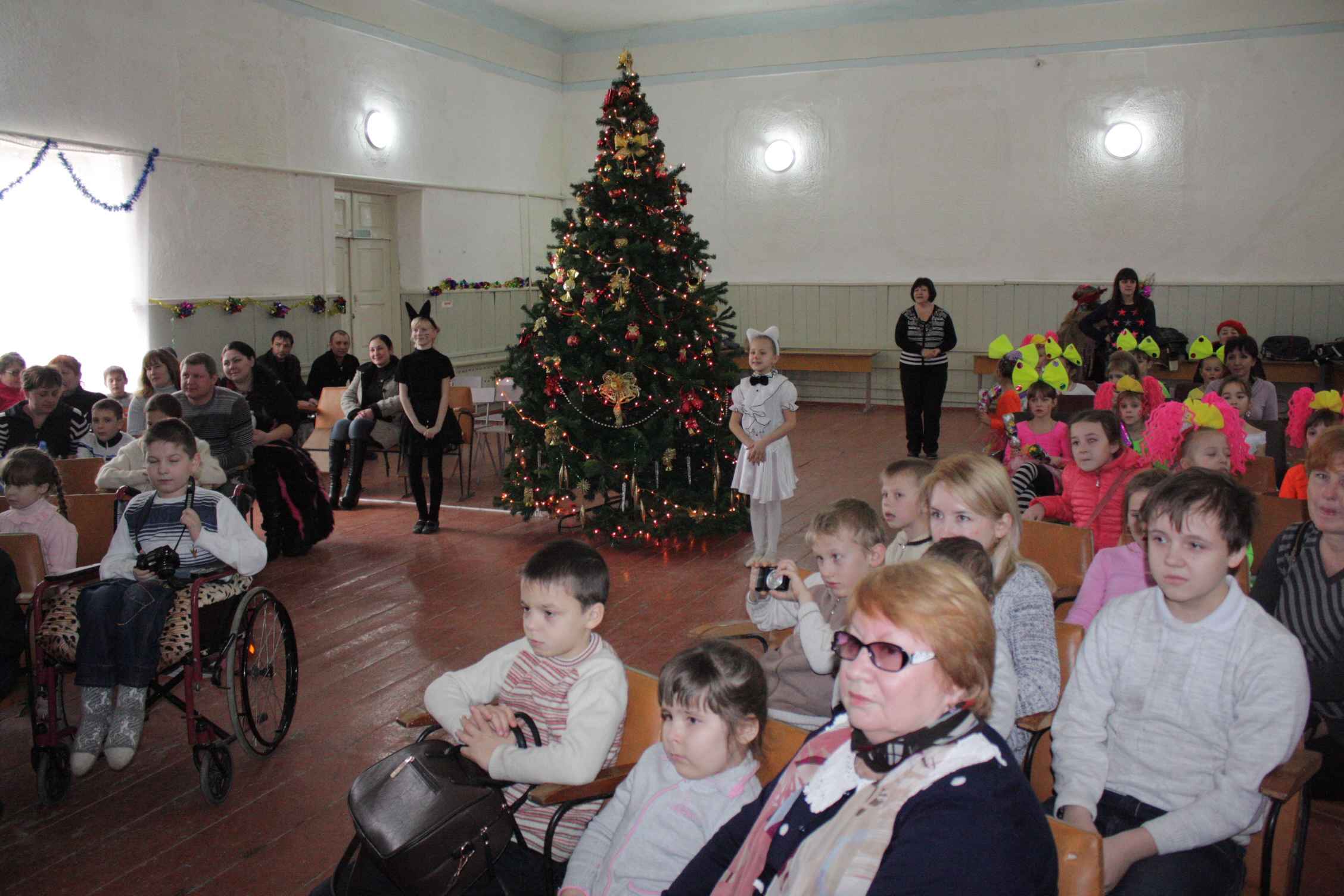 Дети-инвалиды встретили Новый год «по-старому»