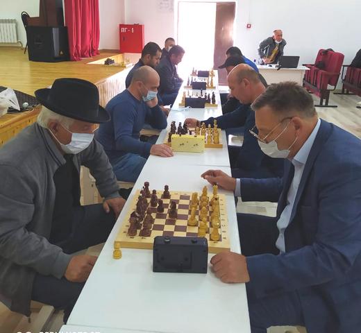 В Жанхотеко соревнуются лучшие шахматисты