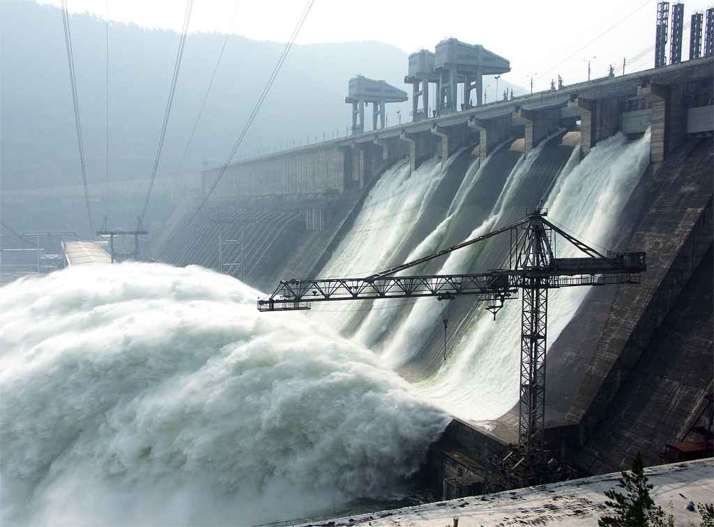 ГЭС Кабардино-Балкарии снизили выработку электроэнергии из-за маловодности Черека