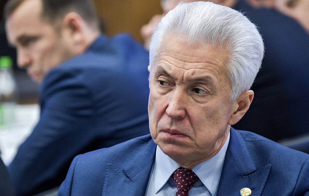   Глава Дагестана ввел режим повышенной готовности в связи с коронавирусом