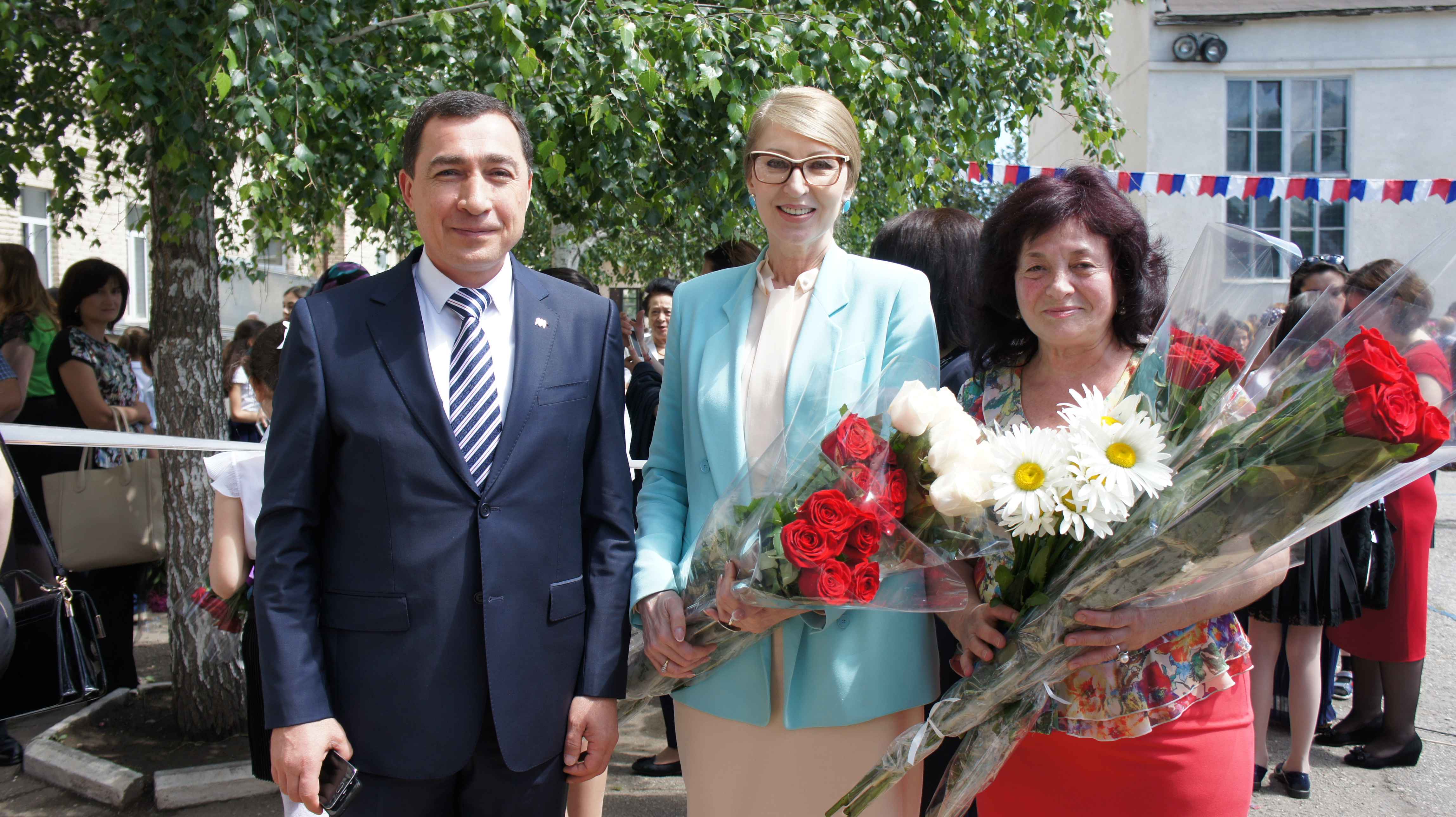 Спикер парламента поздравила выпускников в Нарткале