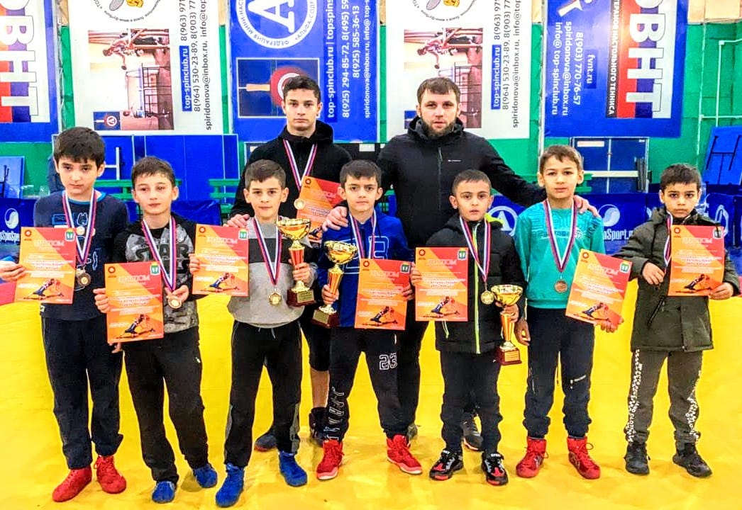 Юные борцы Урванского района успешно выступили на межрегиональном турнире