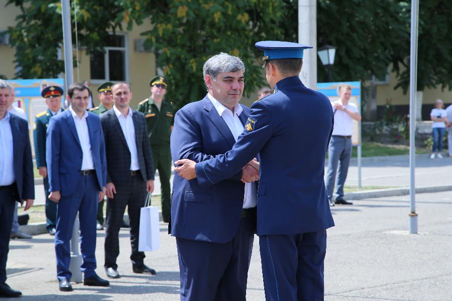 Глава КБР Казбек Коков принял участие в юбилее бригады войсковой части в Прохладном