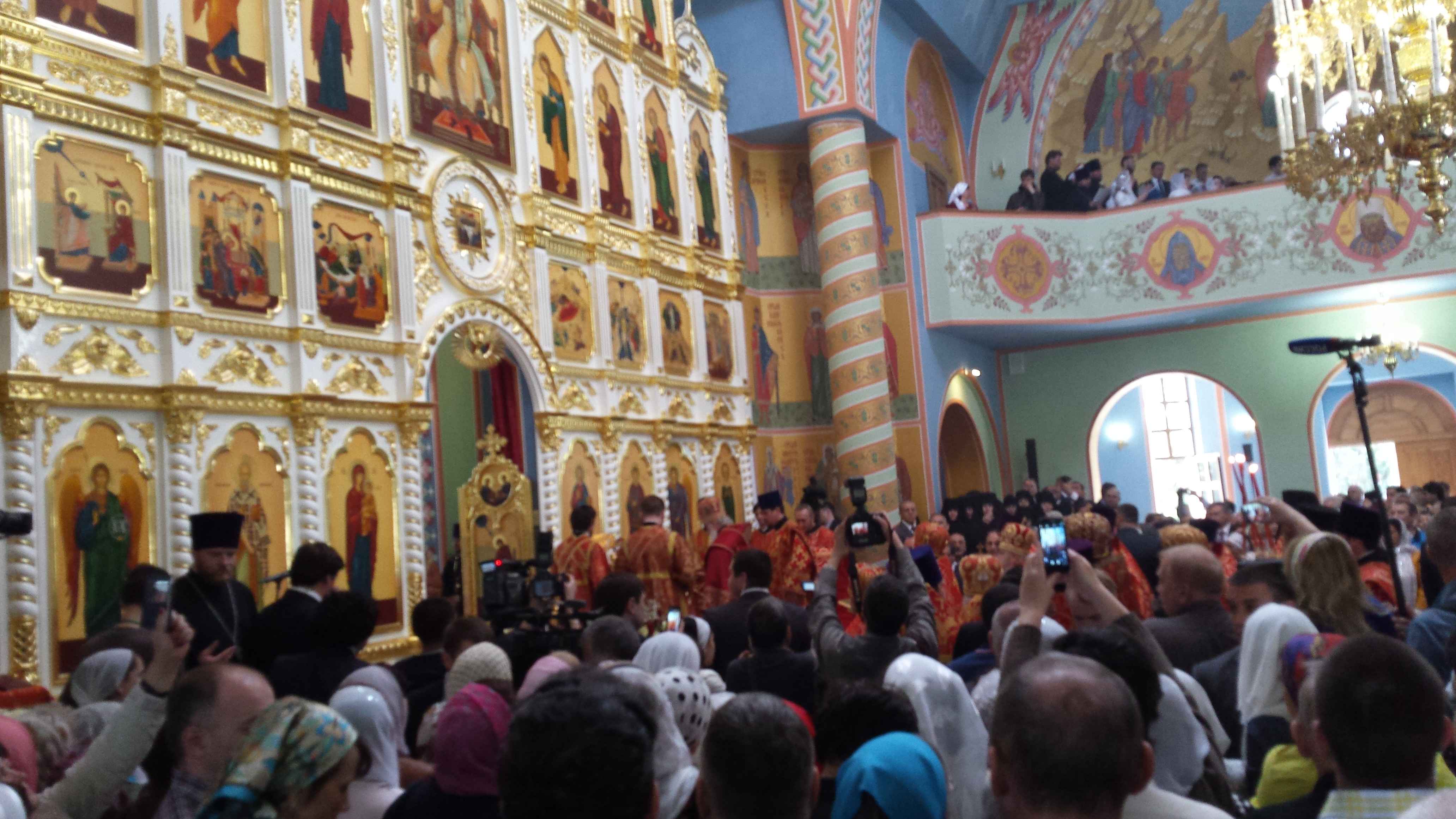 Патриарх Кирилл подарил собору в Нальчике образ Серафима Саровского