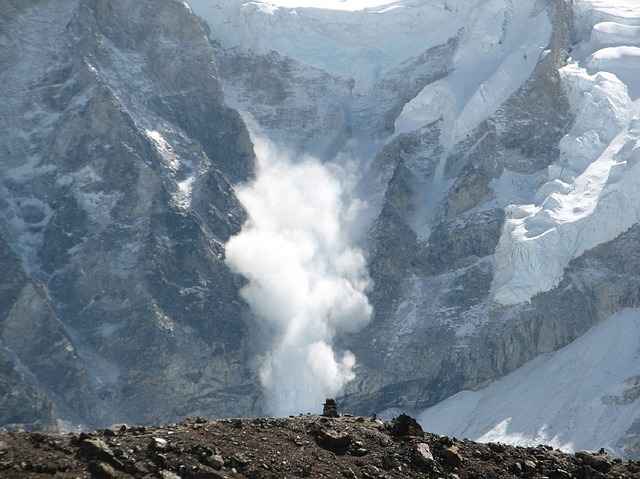 Число жертв лавины в горах КБР увеличилось до шести