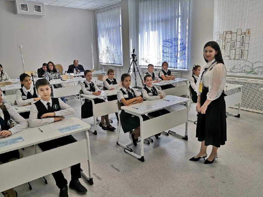 Учительница английского языка из Кабардино-Балкарии стала лауреатом конкурса «Учитель года России»