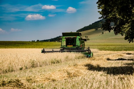 В Кабардино-Балкарии началась уборка зерновых