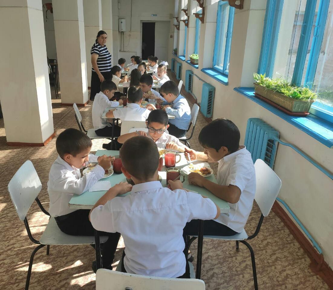 В Урванском районе учеников начальных классов обеспечат горячим обедом