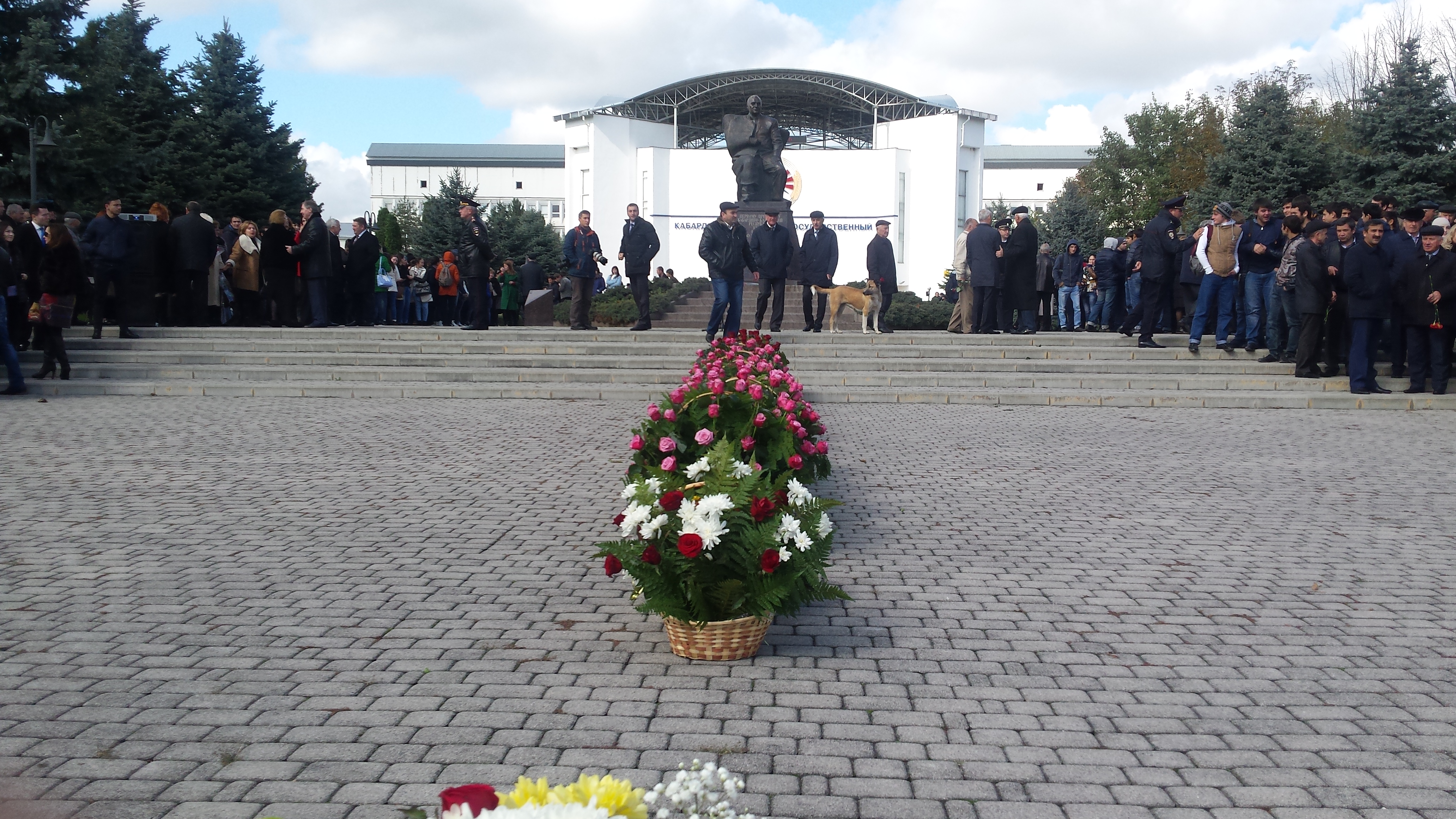 В Кабардино-Балкарии почтили память первого президента Валерия Кокова