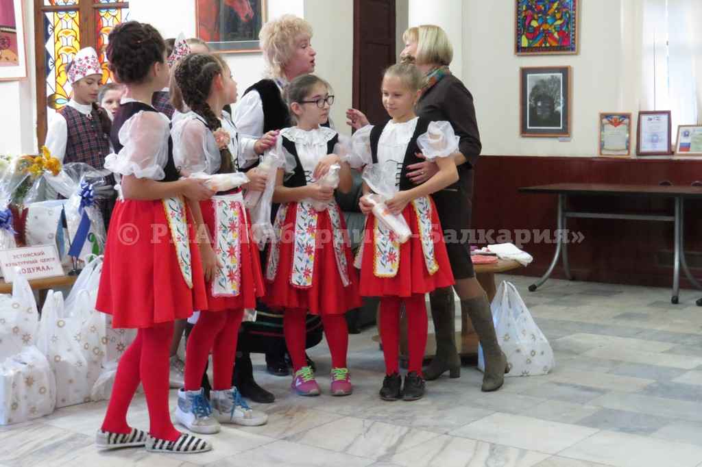 В Фонде культуры Кабардино-Балкарии вручали подарки из Эстонии