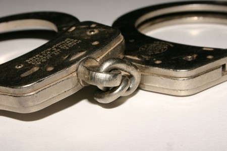 Полицейские КБР задержали мошенника из Ингушетии и растратчика из Белгорода