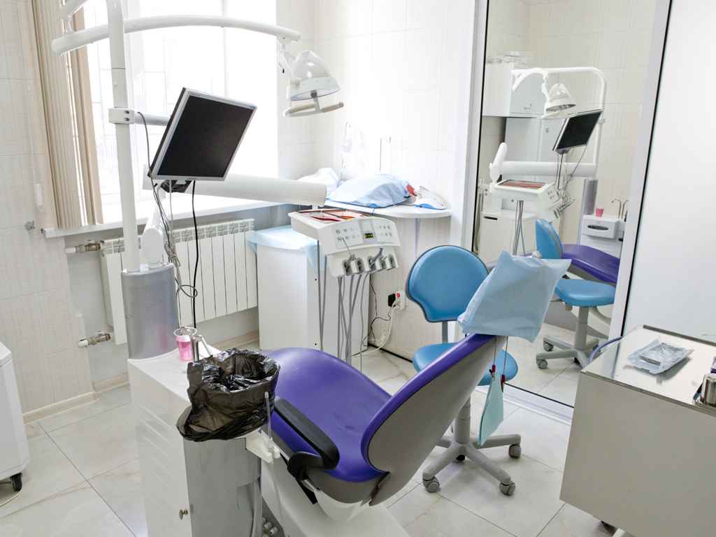 В двух крупнейших стоматологических клиниках Нальчика выявлены нарушения санитарного законодательства