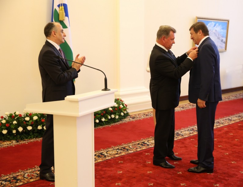 В Доме Правительства КБР состоялась церемония вручения государственных наград
