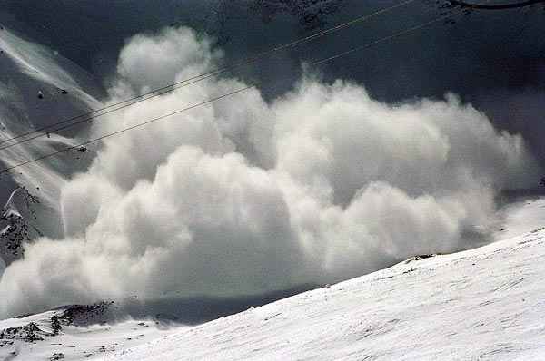 В горах Кабардино-Балкарии сохраняется угроза схода снежных лавин