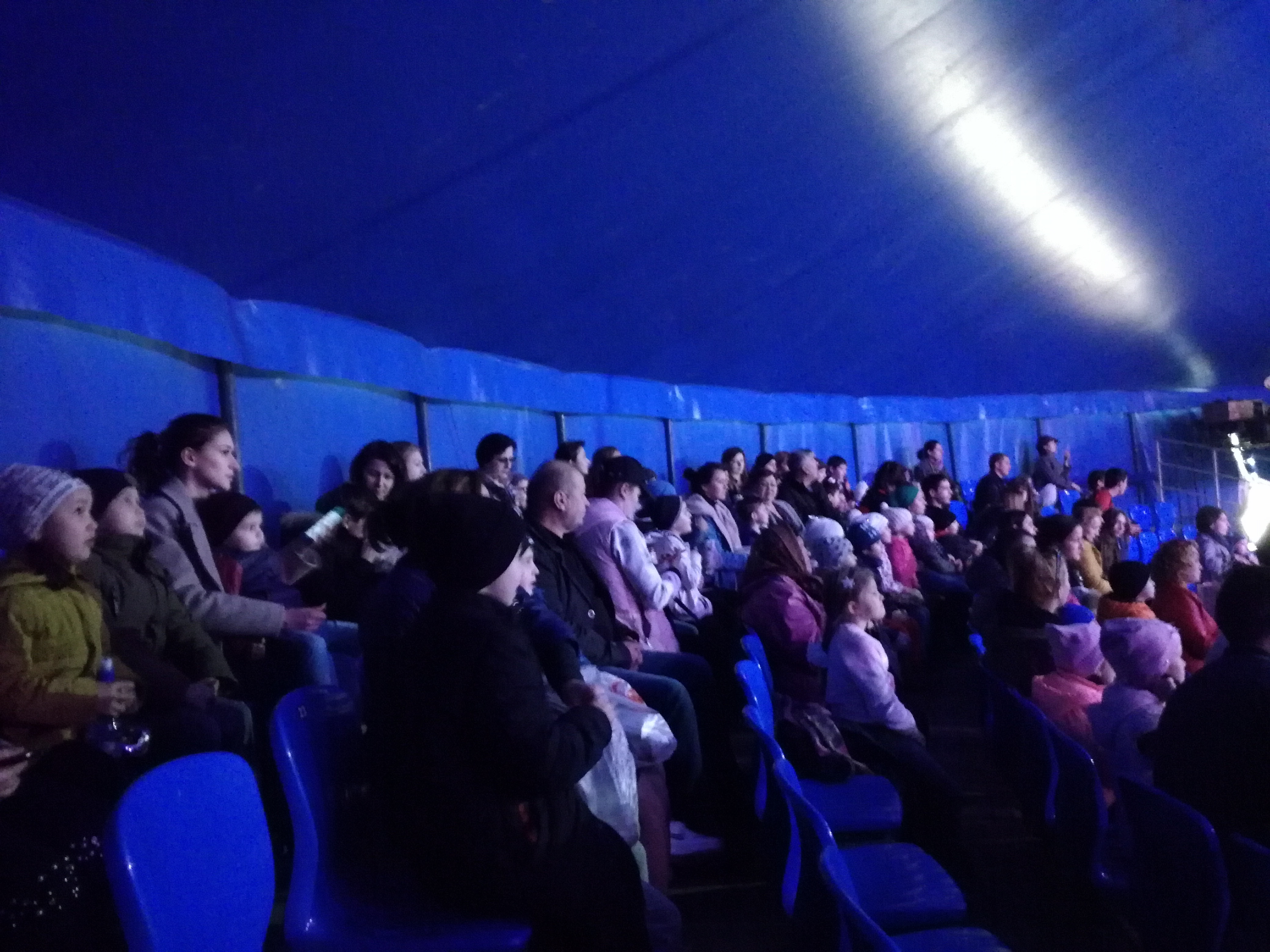 В Нальчике внуки «афганцев» бесплатно посетили цирк