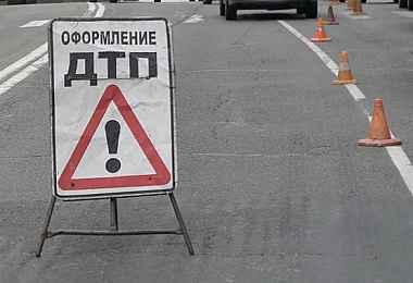 В КБР на федеральной дороге «Кавказ» «КамАЗ» врезался в «ВАЗ»