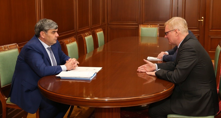 Казбек Коков встретился с генеральным директором Эльбрусского горнорудного комбината  