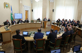 В Доме Правительства КБР обсудили стратегические задачи в сфере туризма до 2030 года