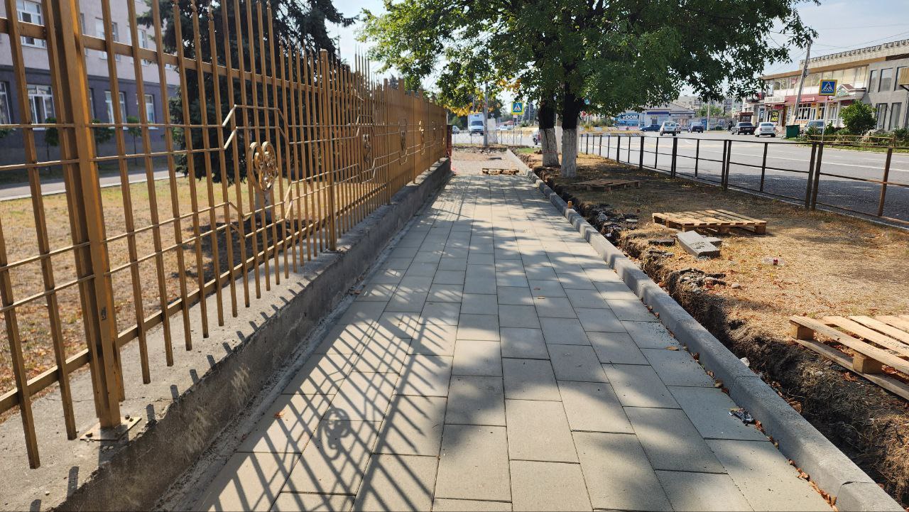 В Баксане благоустраивают общественные территории