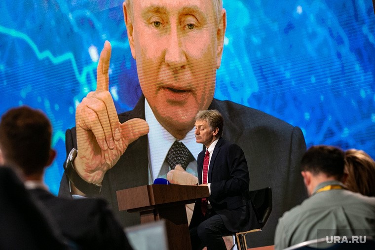 Расследование скандального блогера не обрушило рейтинг Президента России