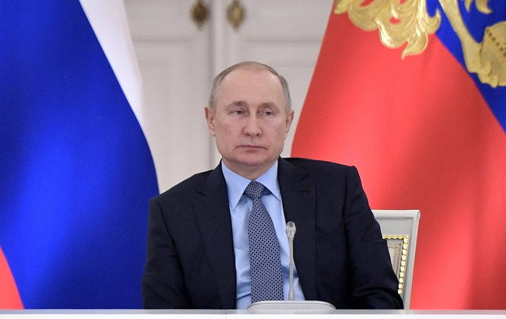 Путин выступил с обращением к нации 