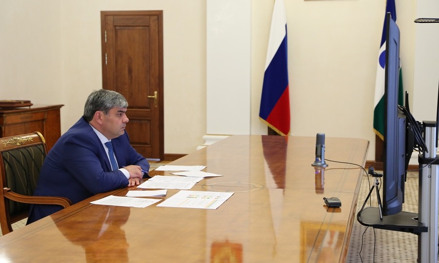Казбек Коков провел рабочее совещание с руководством правительства КБР и главами муниципалитетов республики 