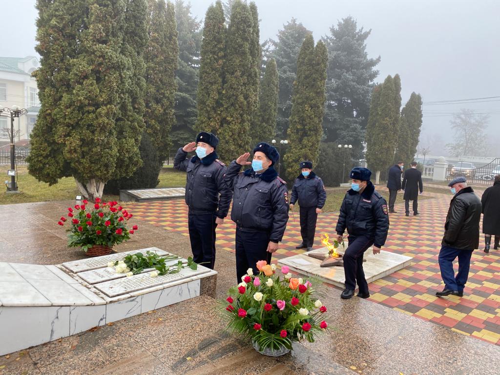  В Чегемском районе почтили память безымянных воинов 