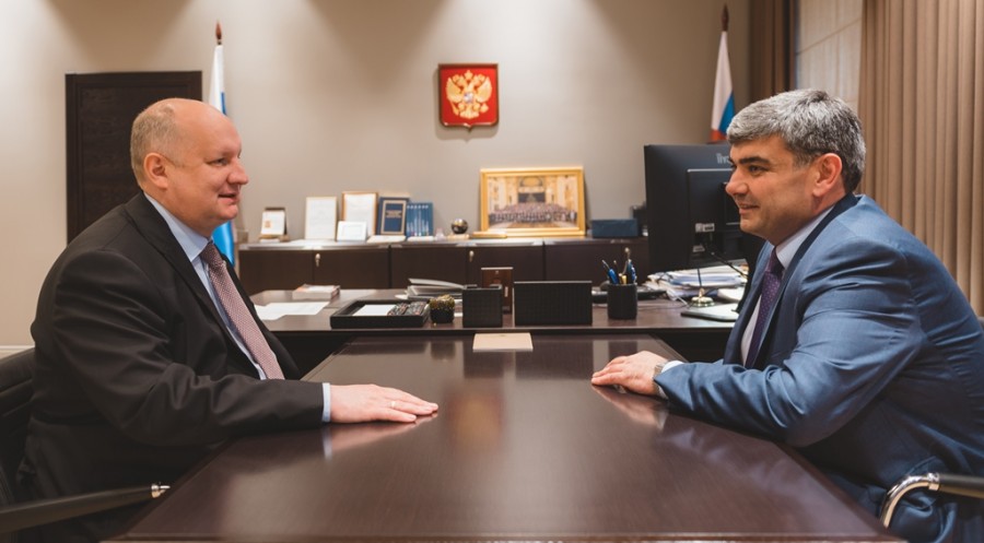  В Москве состоялась рабочая встреча министра РФ по делам Северного Кавказа и врио главы КБР  