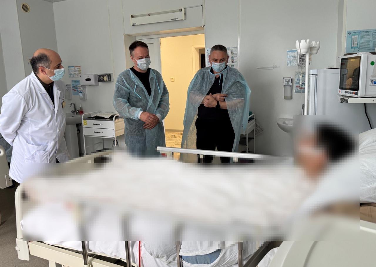 Пострадавшие автоинспекторы проходят лечение и реабилитацию