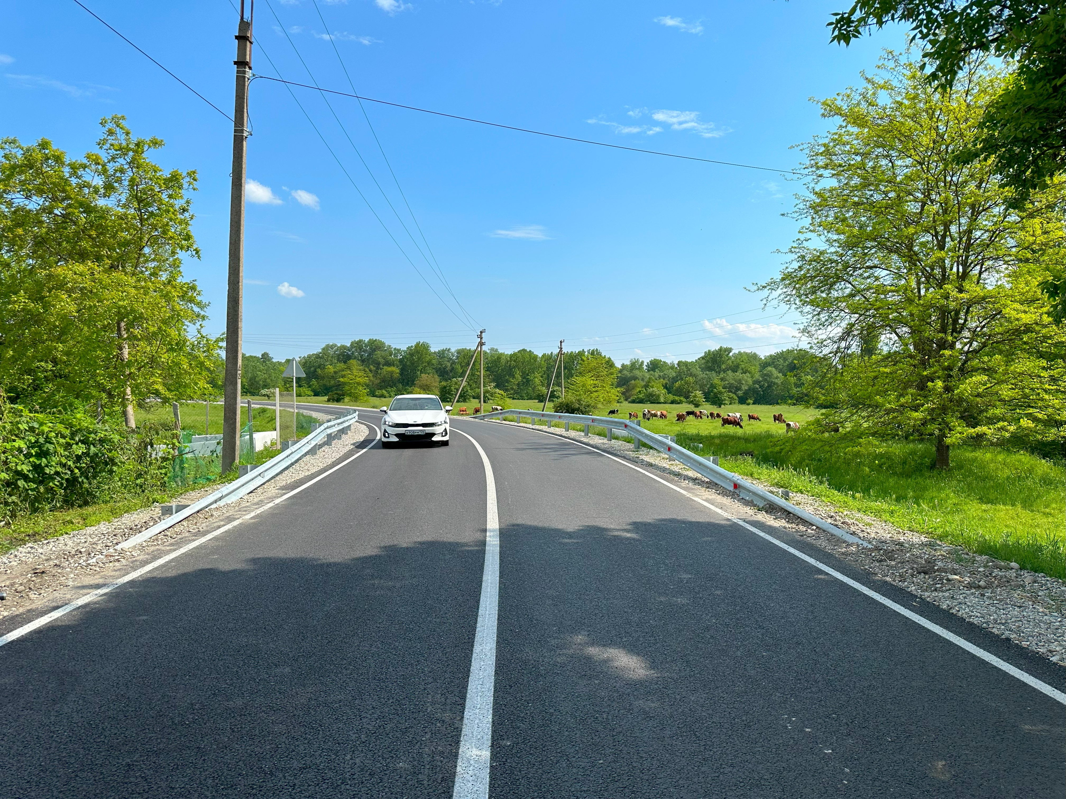 В Майском районе активно ремонтируют дороги