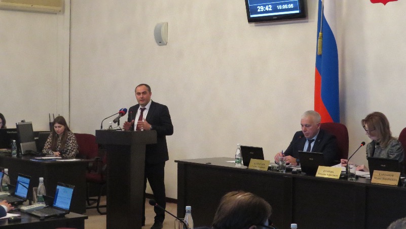 Президиум  Парламента КБР занимался молодежной политикой