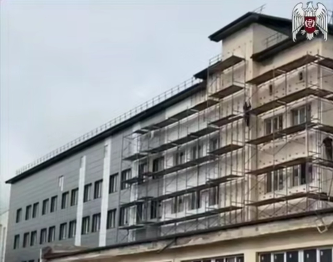 В Чегеме ремонтируют районную больницу  