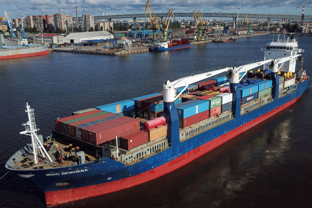 Минтранс и Росморречфлот разрабатывают новые маршруты контейнерных перевозок