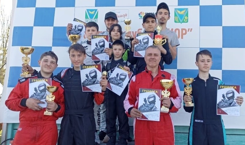 Команда КБР стала победителем межрегиональных соревнований по картингу