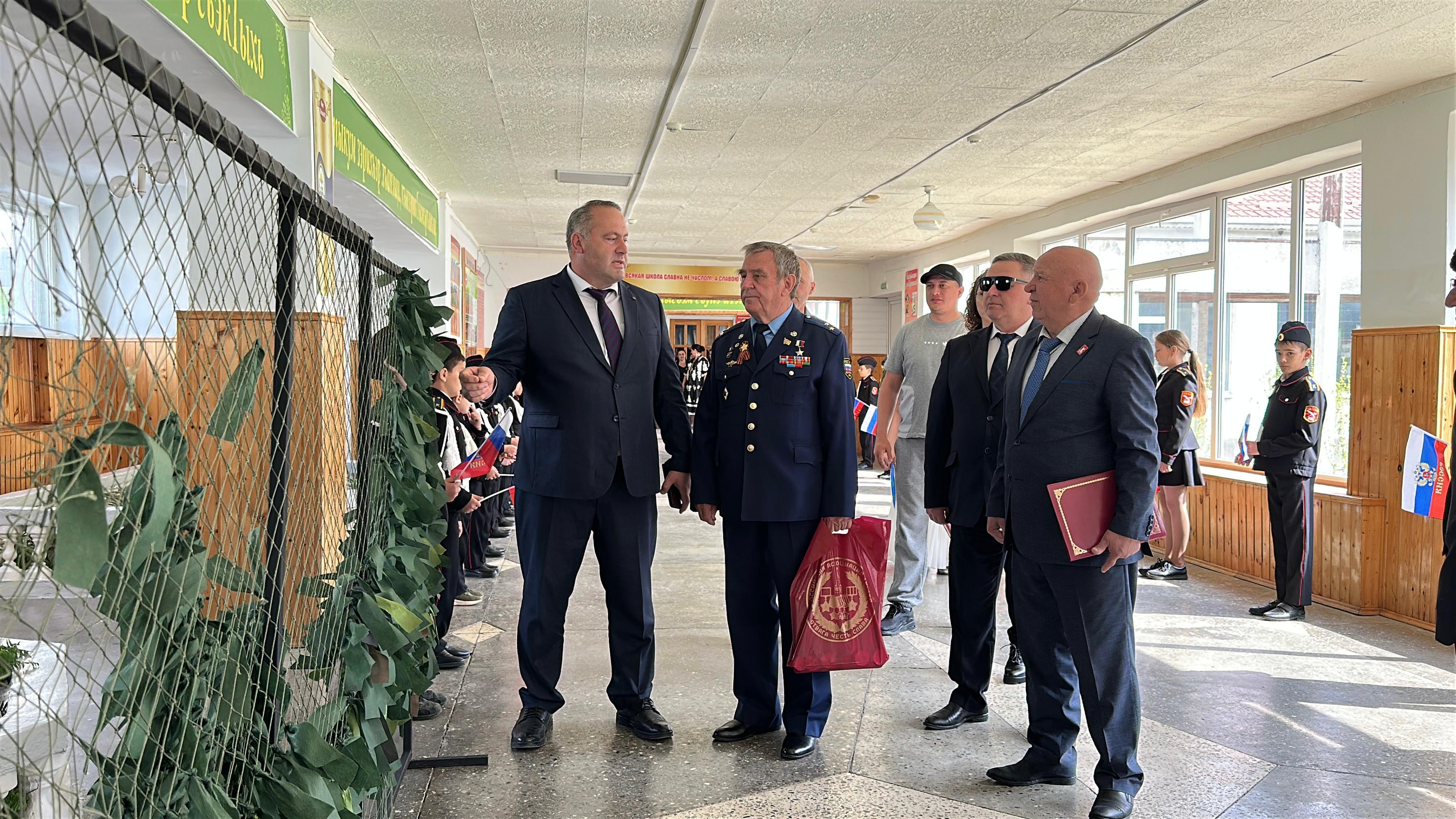 Баксан посетил Герой России Виктор Маркелов